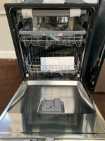Front Control Dishwasher with QuadWash™ and 3rd Rack - Image 4