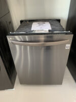 Top Control Smart Dishwasher with QuadWash™ - Image 2